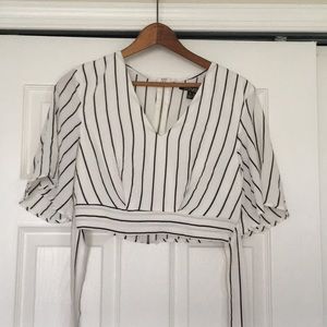 Striped crop top. Size m.